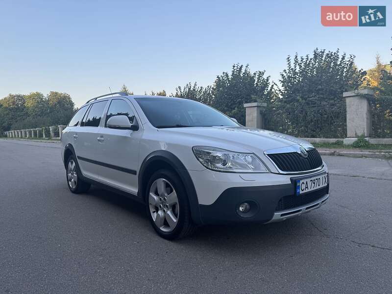 Универсал Skoda Octavia 2012 в Умани