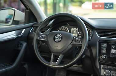Лифтбек Skoda Octavia 2013 в 