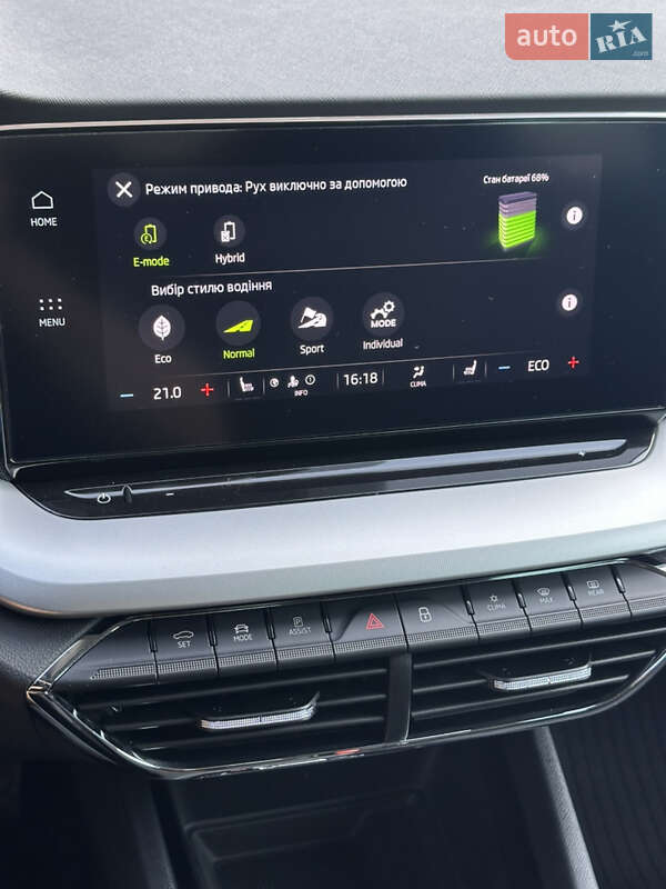 Универсал Skoda Octavia 2021 в Умани