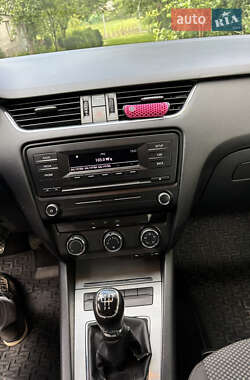Лифтбек Skoda Octavia 2013 в 