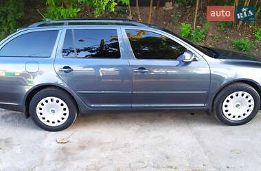 Универсал Skoda Octavia 2011 в 