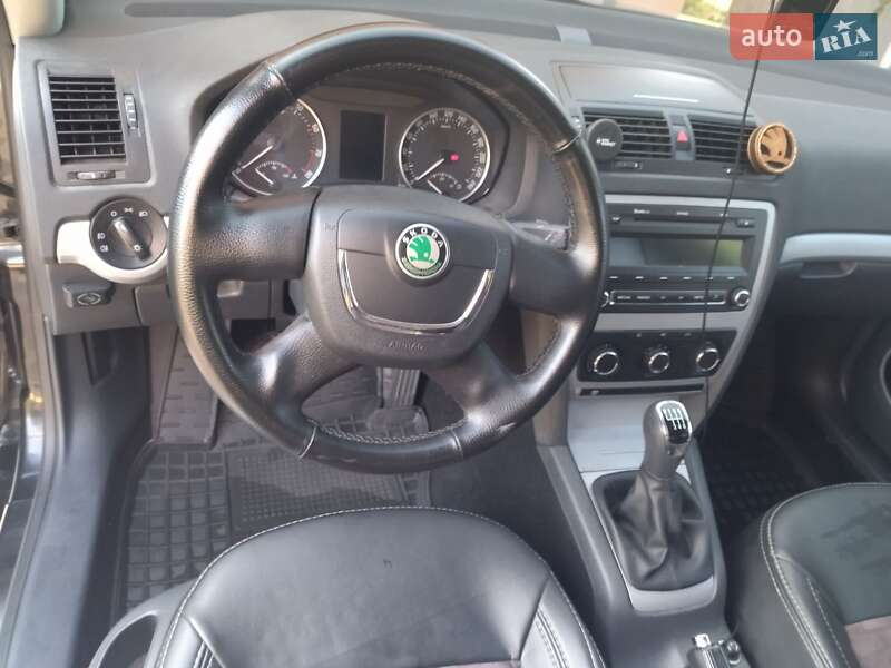 Лифтбек Skoda Octavia 2012 в Житомире