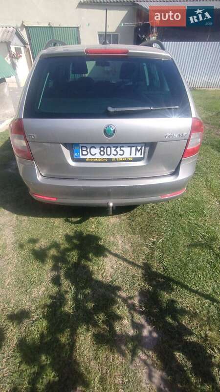 Універсал Skoda Octavia 2011 в Буську