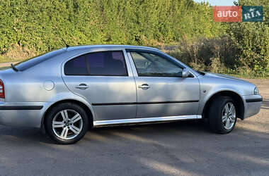 Лифтбек Skoda Octavia 2008 в 
