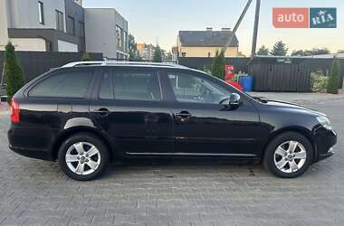 Универсал Skoda Octavia 2010 в 
