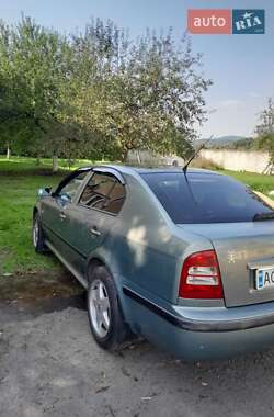 Лифтбек Skoda Octavia 2002 в Ужгороде