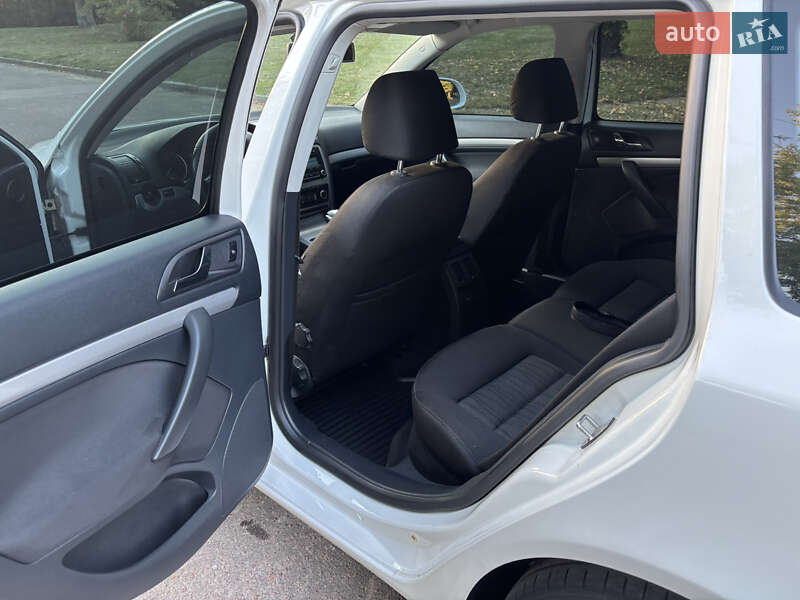 Универсал Skoda Octavia 2013 в Житомире фото 13 Универсал Skoda Octavia 2013 в Житомире