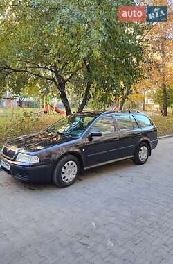 Універсал Skoda Octavia 2005 в Чернівцях