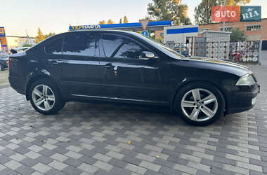Лифтбек Skoda Octavia 2006 в 