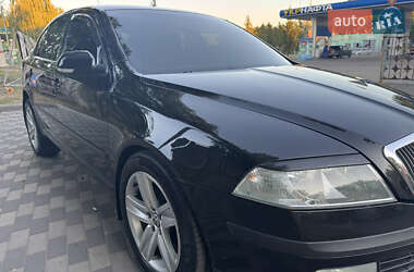Лифтбек Skoda Octavia 2006 в 