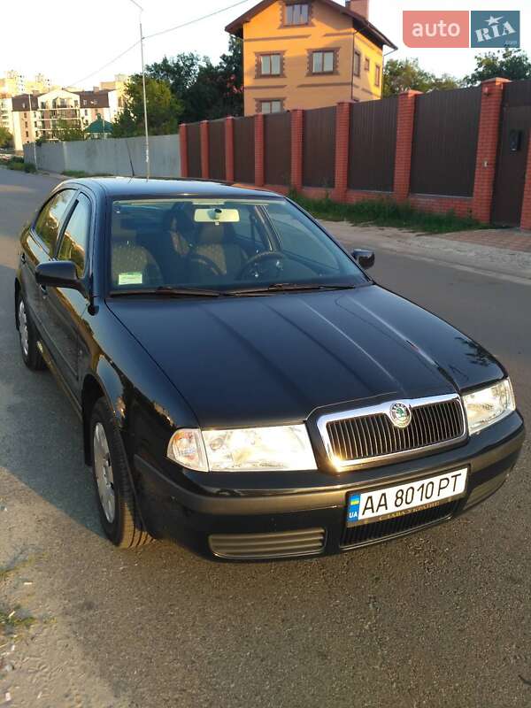 Лифтбек Skoda Octavia 2008 в Киеве