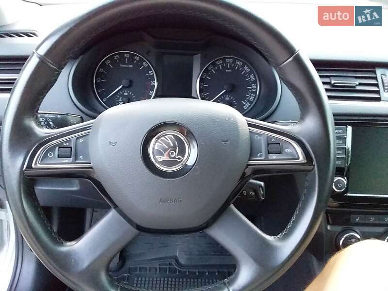 Универсал Skoda Octavia 2014 в Черновцах