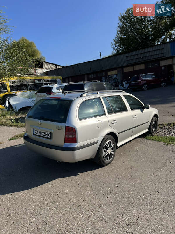 Універсал Skoda Octavia 2006 в Харкові
