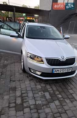 Універсал Skoda Octavia 2013 в Звягелі