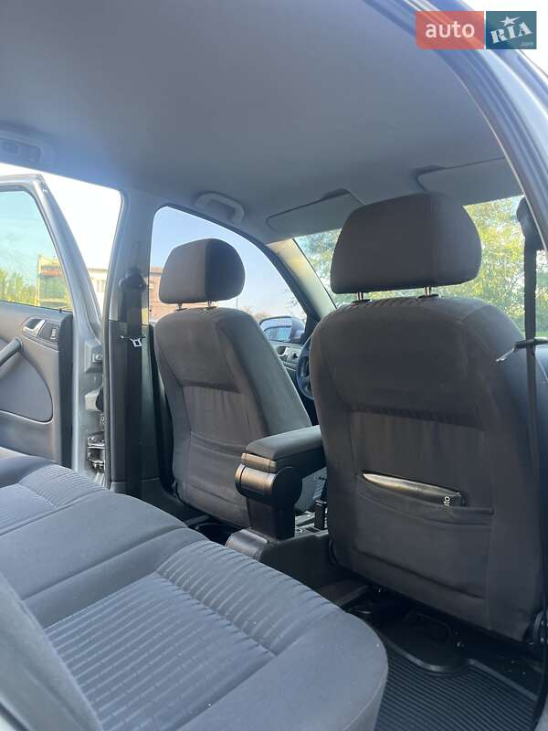 Ліфтбек Skoda Octavia 2004 в Запоріжжі