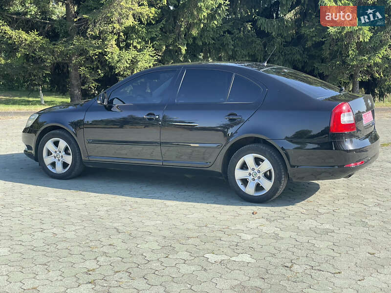 Лифтбек Skoda Octavia 2012 в Дубно