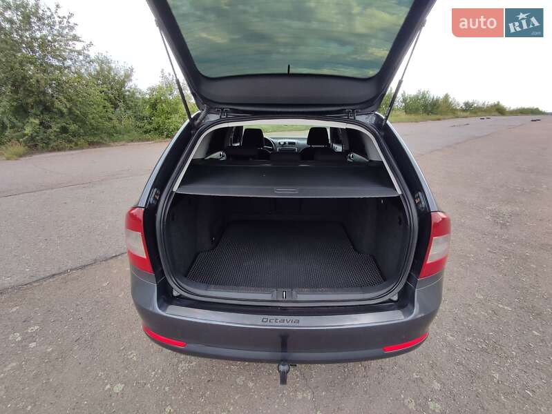 Універсал Skoda Octavia 2011 в Чуднові