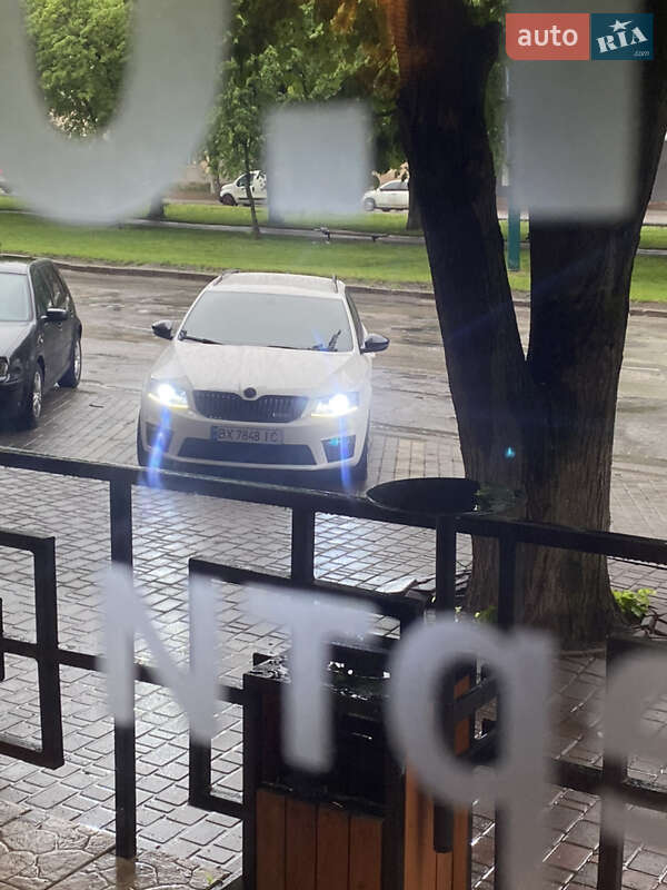 Універсал Skoda Octavia 2015 в Кам'янець-Подільському