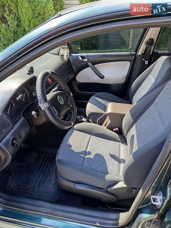 Лифтбек Skoda Octavia 2008 в Одессе