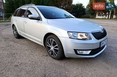 Универсал Skoda Octavia 2015 в Глухове