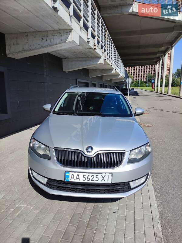 Универсал Skoda Octavia 2015 в Киеве