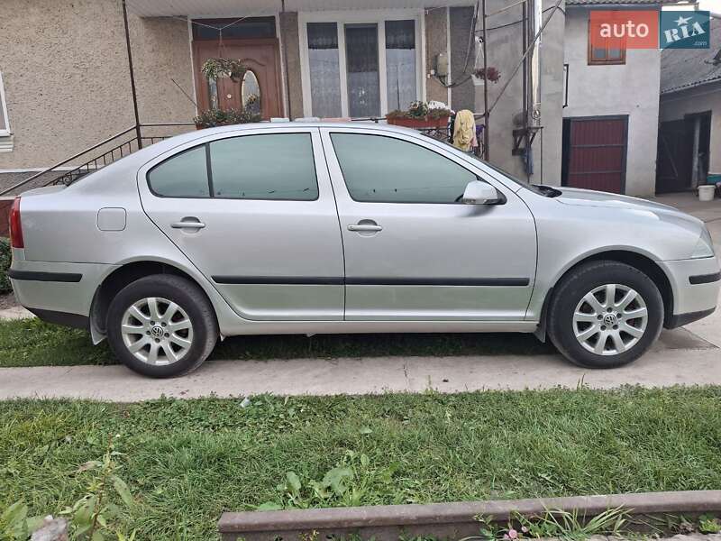 Лифтбек Skoda Octavia 2006 в Ивано-Франковске