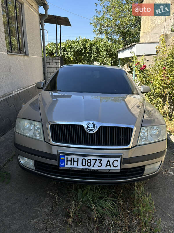 Лифтбек Skoda Octavia 2007 в Одессе