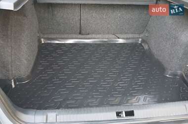 Ліфтбек Skoda Octavia 2002 в  фото 5 Ліфтбек Skoda Octavia 2002 в