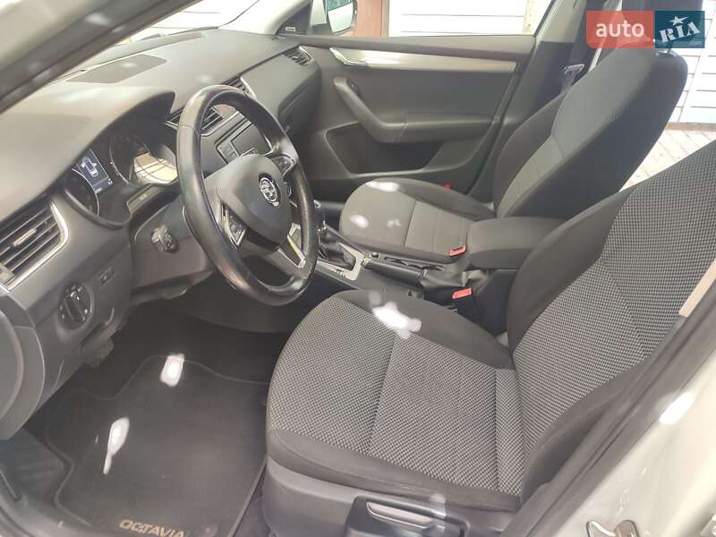 Универсал Skoda Octavia 2016 в Каменец-Подольском