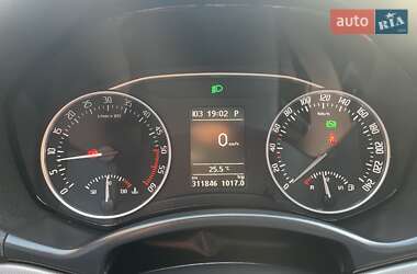 Универсал Skoda Octavia 2011 в 