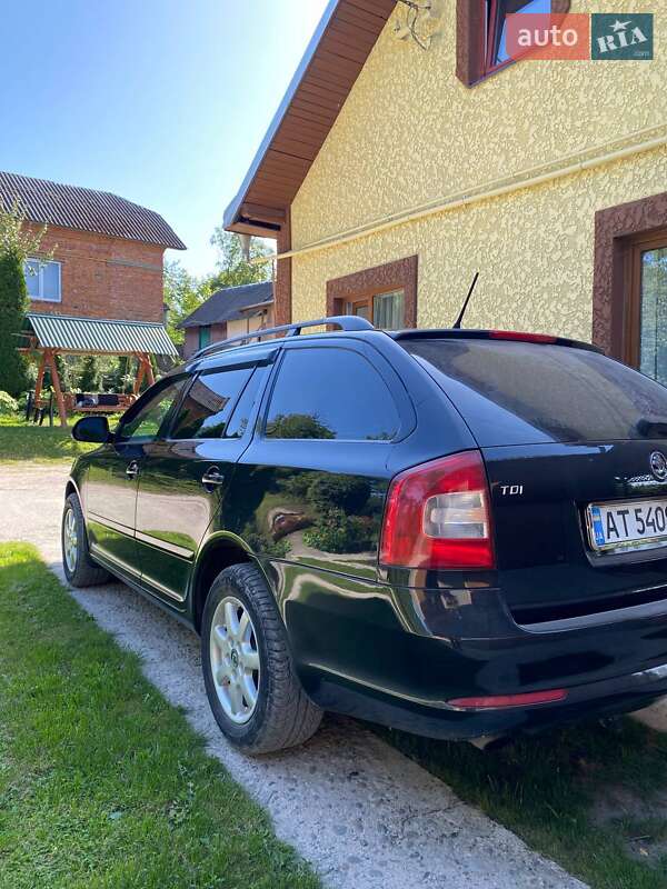 Универсал Skoda Octavia 2011 в Подгайцах