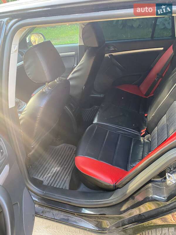 Универсал Skoda Octavia 2011 в Подгайцах