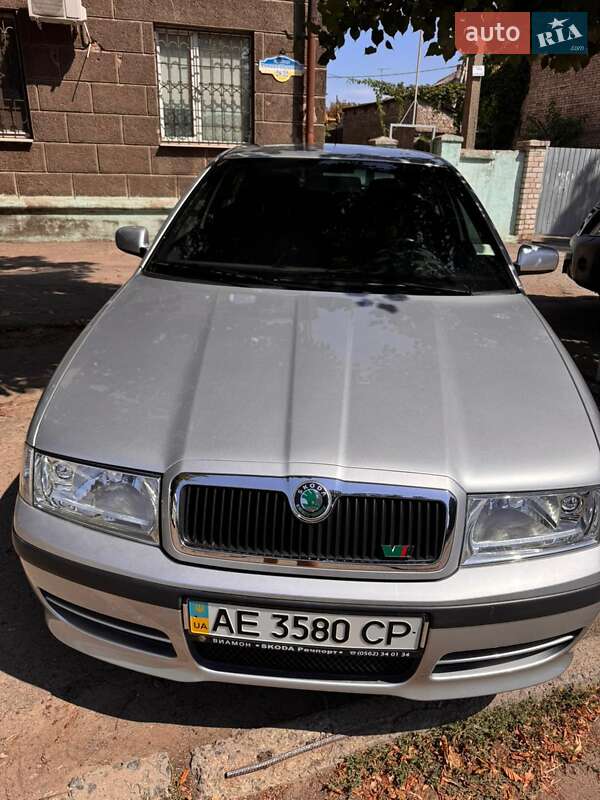 Лифтбек Skoda Octavia 2008 в 