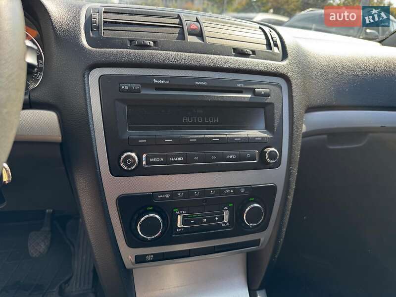 Лифтбек Skoda Octavia 2009 в Харькове