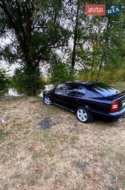 Лифтбек Skoda Octavia 2003 в Миргороде