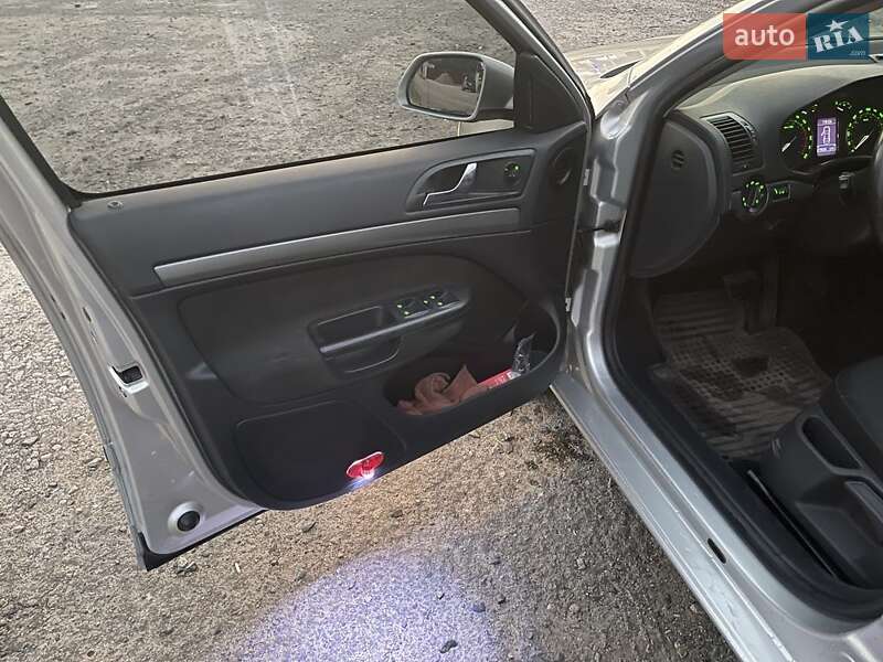 Лифтбек Skoda Octavia 2007 в Харькове