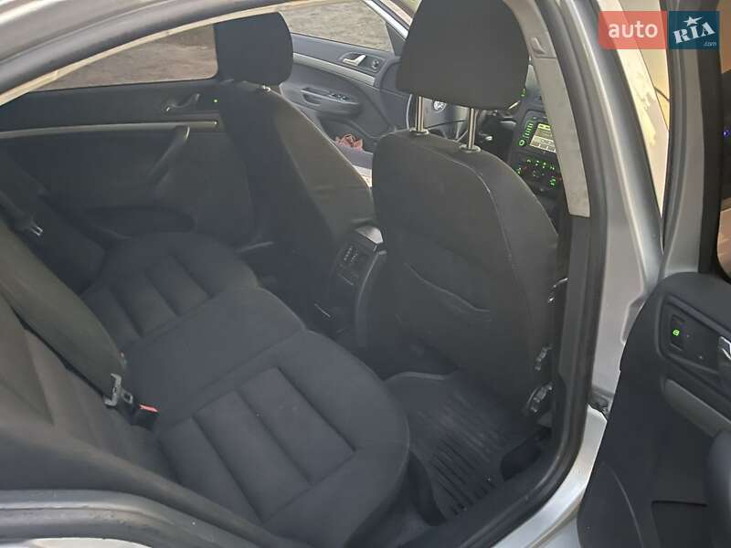 Лифтбек Skoda Octavia 2007 в Харькове