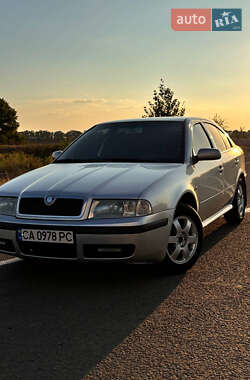 Лифтбек Skoda Octavia 2004 в Черкассах