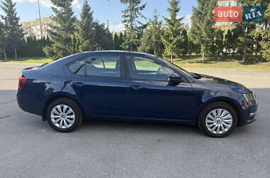 Лифтбек Skoda Octavia 2017 в 