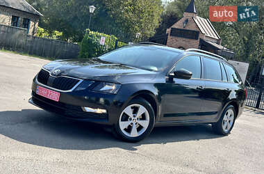 Универсал Skoda Octavia 2019 в Радомышле