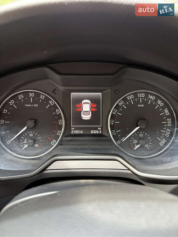 Лифтбек Skoda Octavia 2015 в Ужгороде