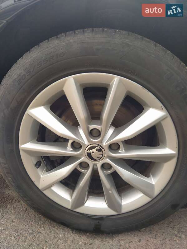 Універсал Skoda Octavia 2015 в Шептицькому