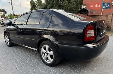 Лифтбек Skoda Octavia 2008 в 