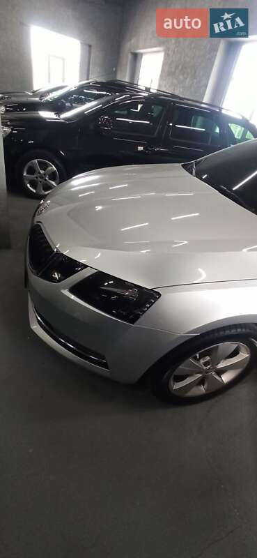 Универсал Skoda Octavia 2018 в Каменском