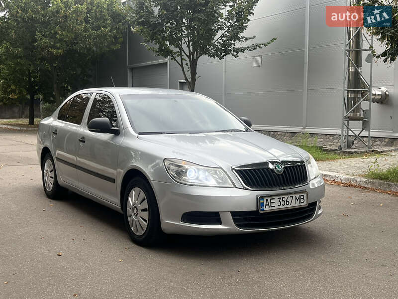 Лифтбек Skoda Octavia 2011 в Днепре