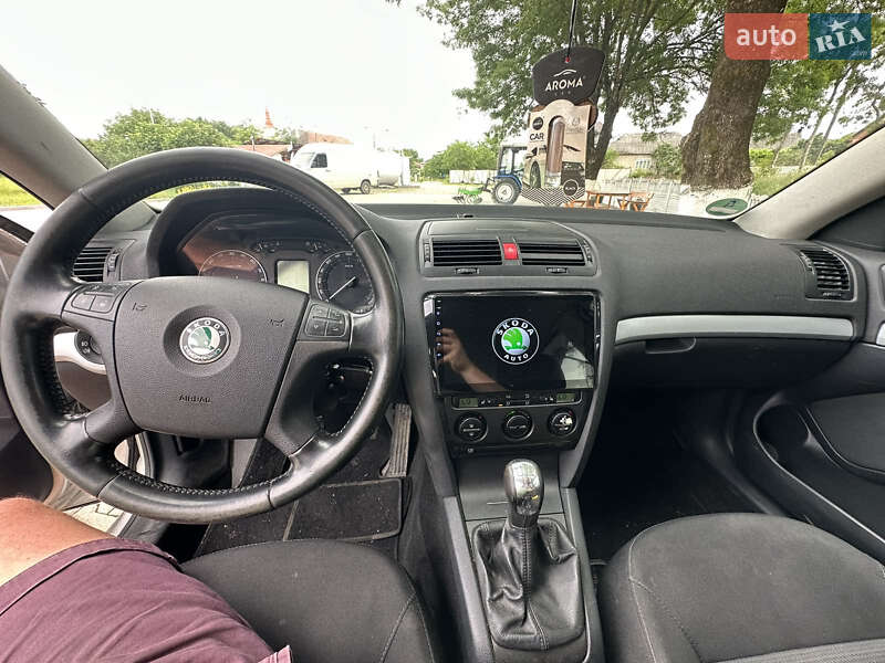 Универсал Skoda Octavia 2007 в Виноградове