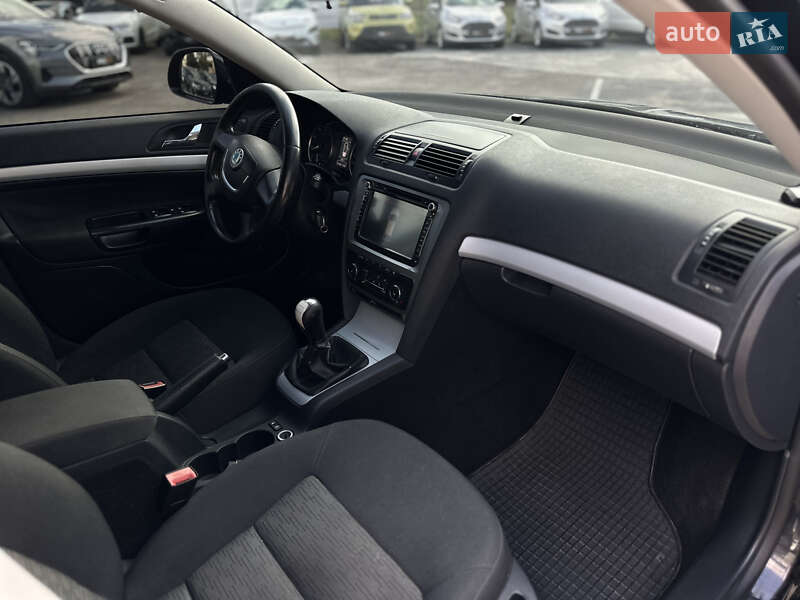 Универсал Skoda Octavia 2010 в Шептицькому
