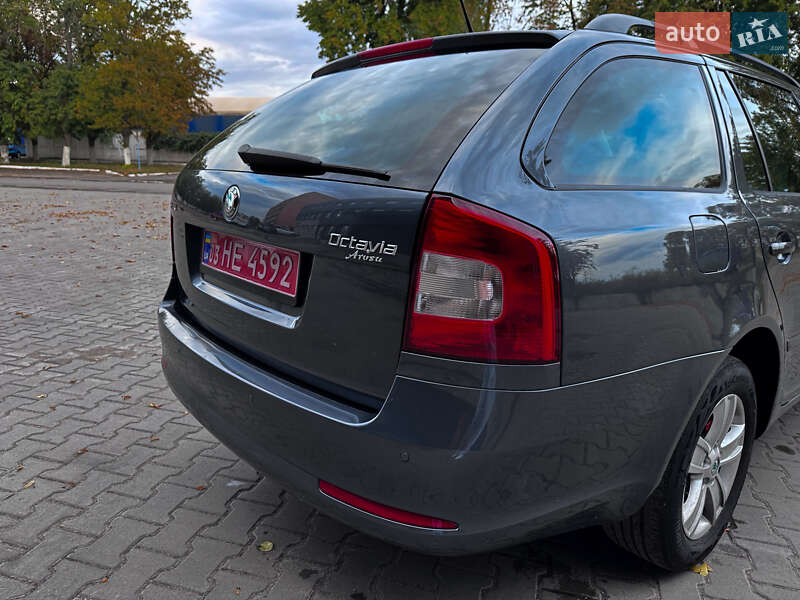 Универсал Skoda Octavia 2011 в Полтаве