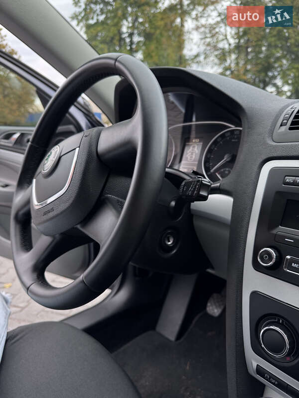 Универсал Skoda Octavia 2011 в Полтаве