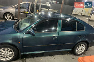 Лифтбек Skoda Octavia 1998 в 